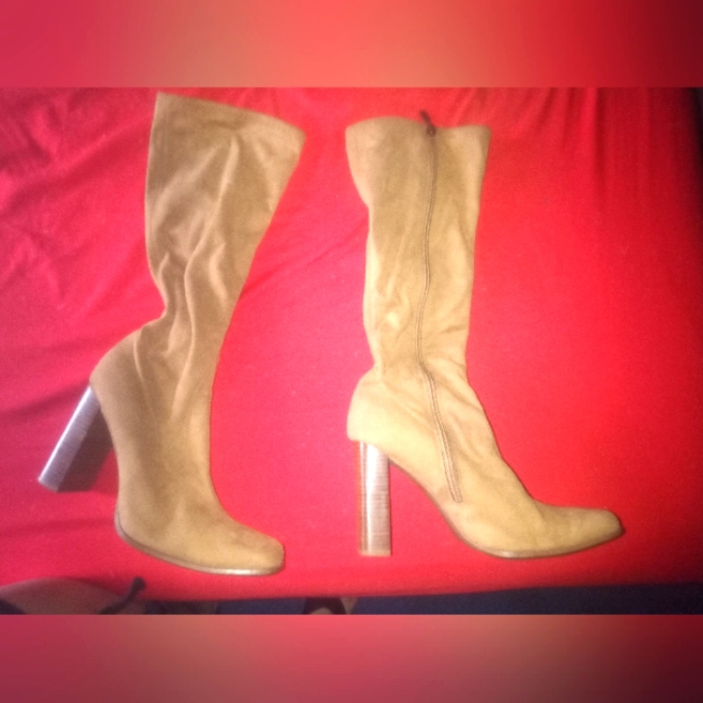 Women's high heel boots